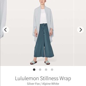 Lululemon stillness wrap